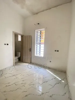 4bdrm Duplex in Lekki Chevron for sale