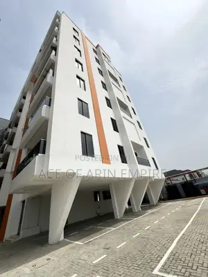 4bdrm Maisonette in Lekki Phase 1 for sale