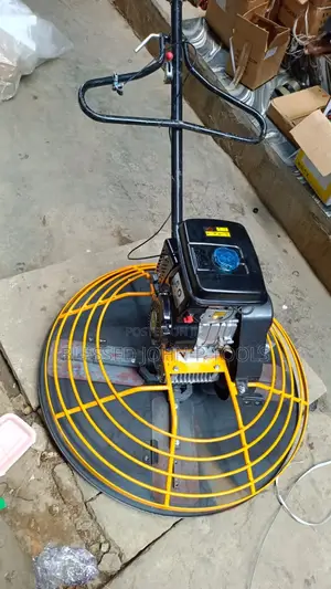 Robin Engine Concrete Power Trowel
