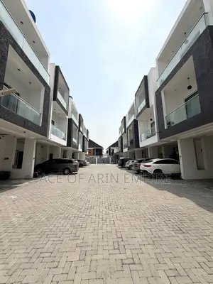 4bdrm Duplex in Orchid, Ikota for sale