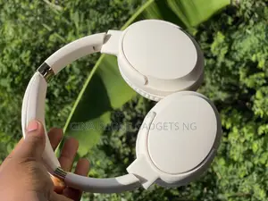 Sony Ult Power Sound Headphone