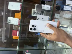 Apple iPhone 15 Pro Max 256 GB White