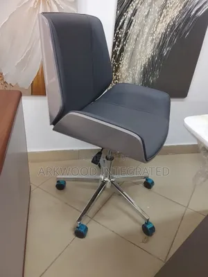 High Quality Leather Office Chair With Wooden Back