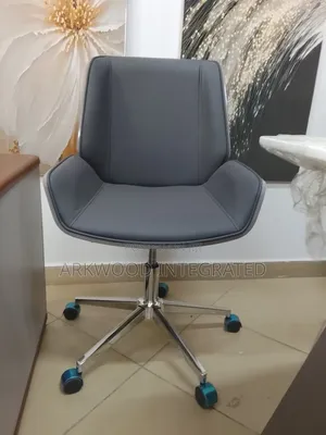 High Quality Leather Office Chair With Wooden Back