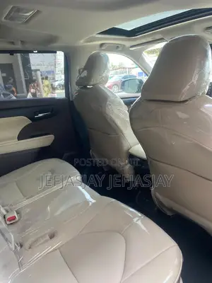 Toyota Highlander XLE 2021 Black