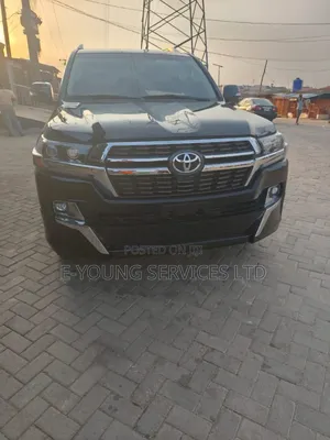 Toyota Land Cruiser 4.5 V8 GX-R 2013 Black