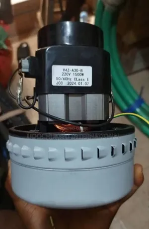 Engine Vacuum Cleaner