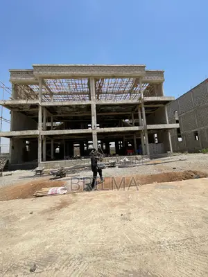 5bdrm Duplex in Life Camp for sale