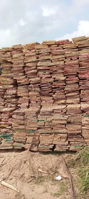 Roofing Planks Such as 2x4,2x6,2x2,3x4,1x10
