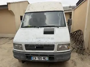 Iveco Daily 2004 White