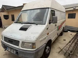 Iveco Daily 2004 White