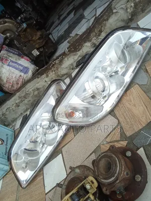 Clean Tokunbo Front Headlights for Chevrolet Captiva (Complete Set)