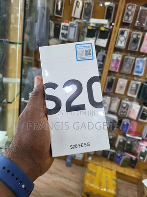 New Samsung Galaxy S20 FE 128 GB White