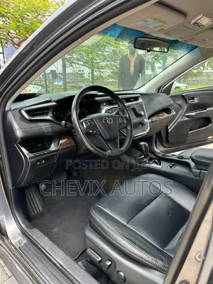 Toyota Avalon XLE Premium Sedan FWD (3.5L 6cyl 6A) 2013 Gray