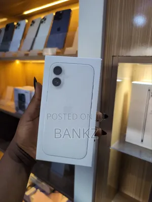 New Apple iPhone 16 128 GB White