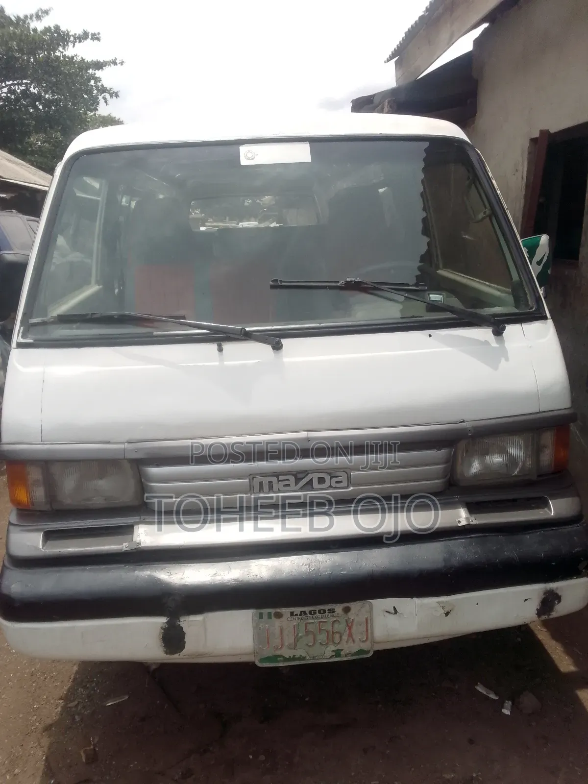 Mazda E2000 1988 White