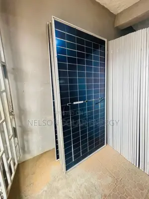 700watts Sunpower Solar Panels Available at Best Price