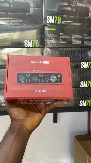 Focusrite Scarlett 2i2 Audio Interface