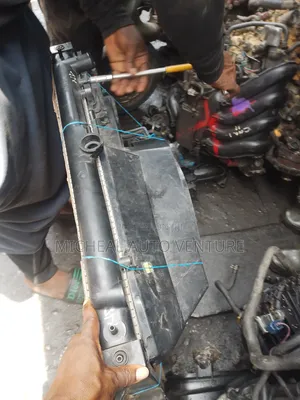 Tokunbo Radiator for Nissan Pathfinder 2005.Double Cell