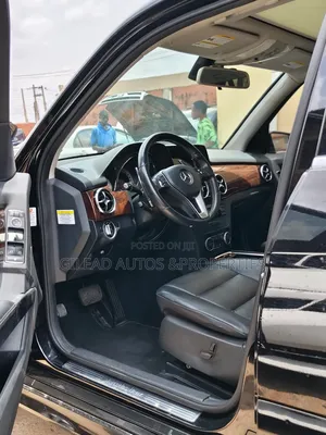 Mercedes-Benz GLK-Class 350 2014 Black