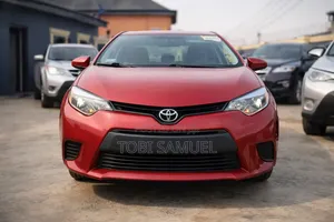 Toyota Corolla 2015 Red