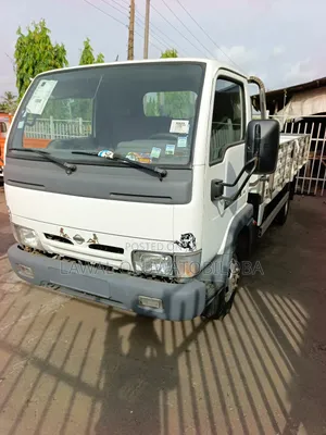 Foreign Used Nissan Cabstar Six Tries Diesel Engine