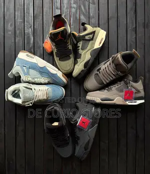 Nike Air Jordan Retro 4
