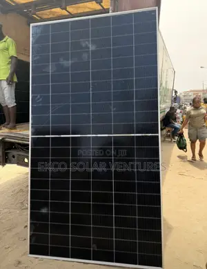 Jinko Bifacial Grade a 725watts Panel