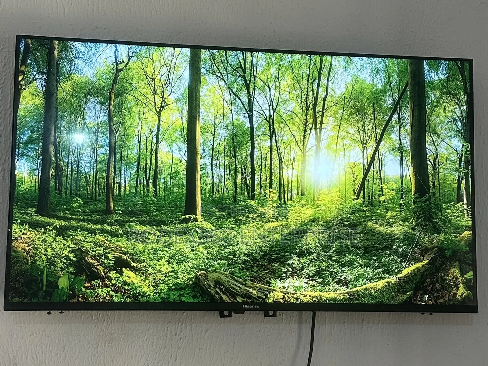 40” Brand New Hisense Smart Tv