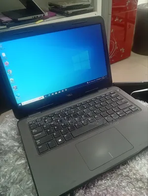 Laptop Dell Latitude 3301 8GB Intel Core i5 SSD 256GB