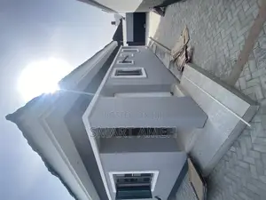 3bdrm Bungalow in Efab Queens Estate, Abuja (FCT) for rent