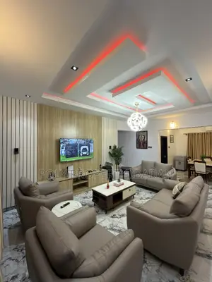 Luxury 2-Bedroom Shortlet Apartment