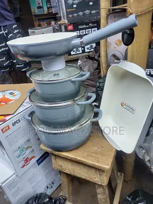 Set of Ceramic Pot With Sauce