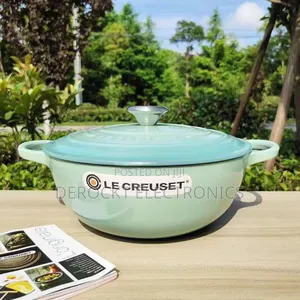 Le Creuset Signature 24cm Cast Iron Pot