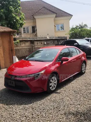 Toyota Corolla LE 2021 Red