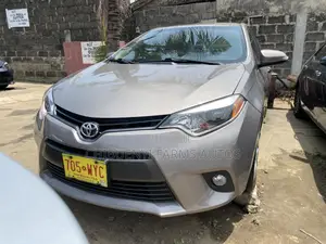 Toyota Corolla LE Eco 4dr Sedan (1.8L 4cyl CVT) 2015 Brown