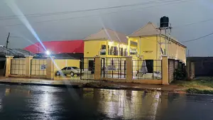 28 Units Shopping Complex