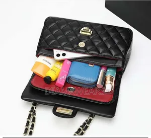 Black Large Channel Shoulder Chain Hand Bag