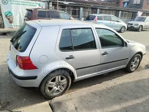 Volkswagen Golf 2004 Silver