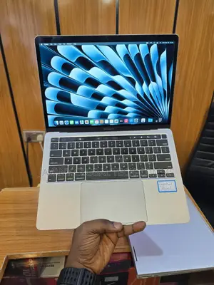 Laptop Apple MacBook Pro 2020 8GB Intel Core i5 SSD 256GB