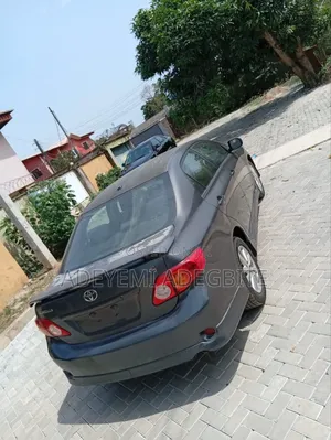 Toyota Corolla S 4dr Sedan (1.8L 4cyl 4A) 2010 Gray