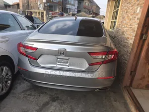 Honda Accord Sport (2.0L 4cyl Turbo 10A) 2019 Silver