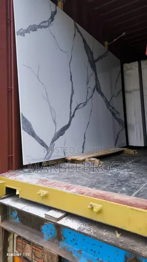 Quality Quartz Stone Slab Available