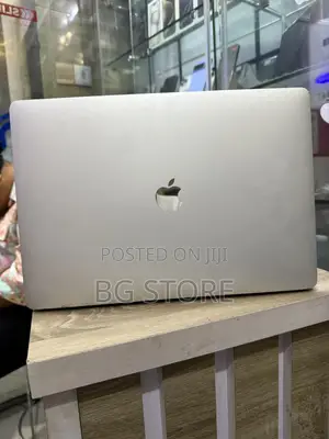 Laptop Apple MacBook 2016 16GB Intel Core i7 SSD 2T