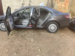Toyota Camry 2011 Gray
