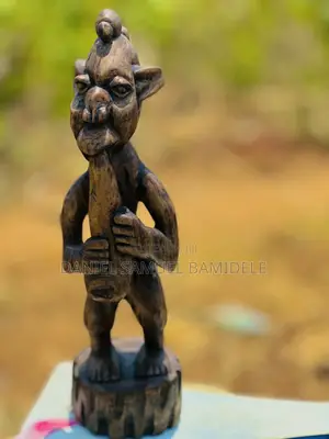 Esu (Not the Satan in Bible) Size Is 11 Inches