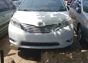 Toyota Sienna Limited 7-Passenger 4dr Minivan (3.5L 6cyl 6A) 2015 White