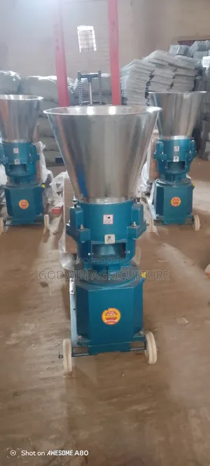 First Hand Pellet Machine