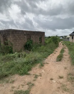 Property With 3 Flats for Sale in Obada-Oko