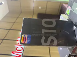 New Samsung Galaxy S10 128 GB Black